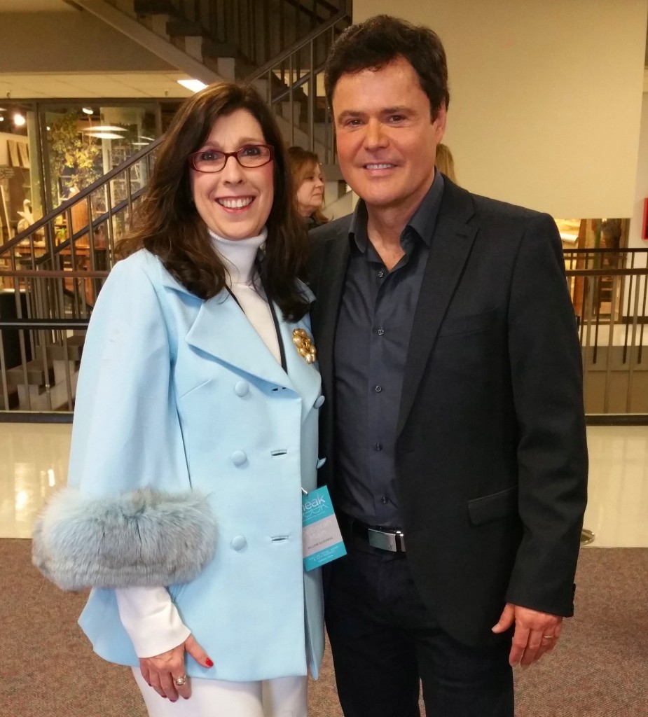 Here's me and The Man!  Donny Osmond of Donny Osmond Home.