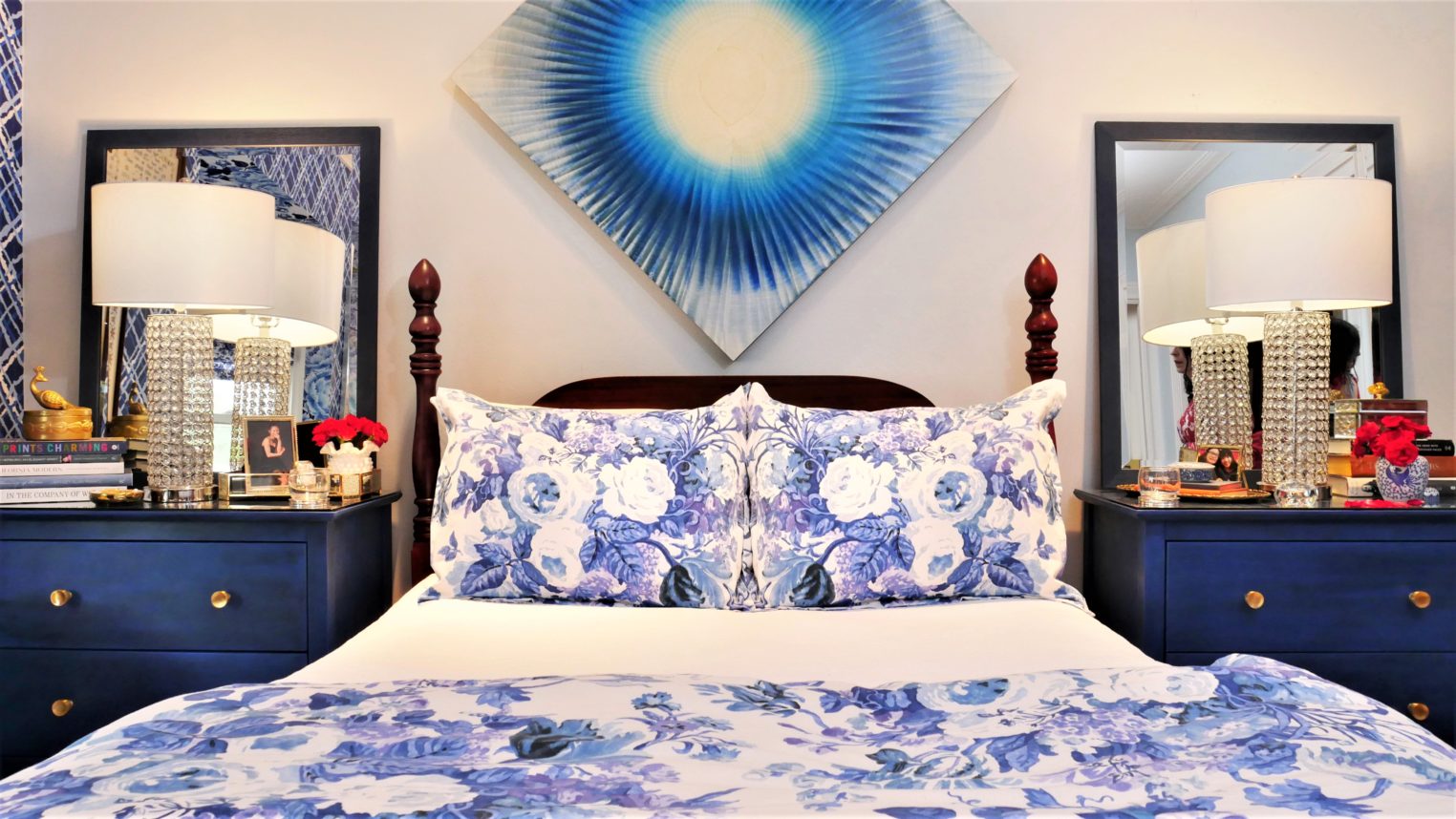 Luxury bedding by Peacock Alley and painting by Roi James. Details on the Pillow Goddess blog!