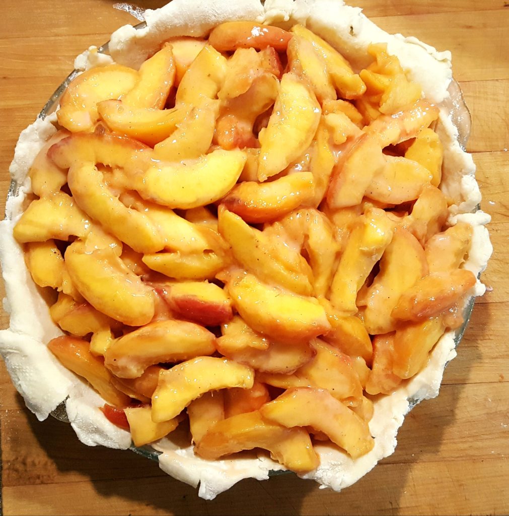 Bake the Perfect Peachy Pie - Details on The Pillow Goddess blog!