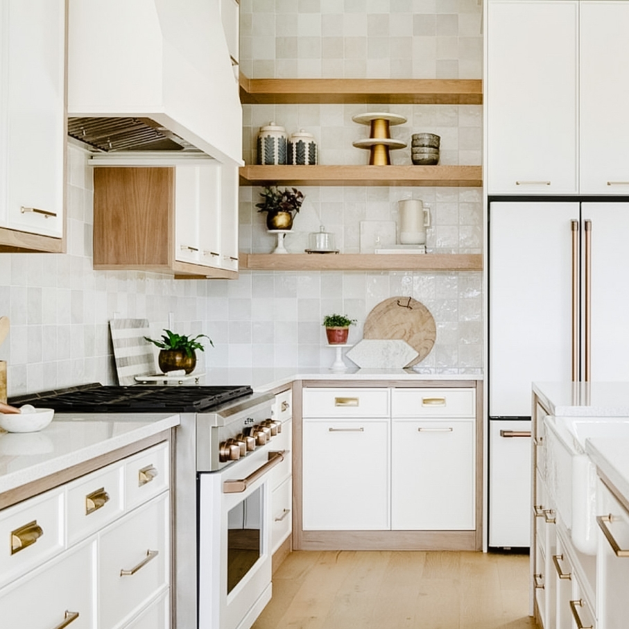 8 Key Factors to Consider When Selecting Kitchen Hardware | One Room ...