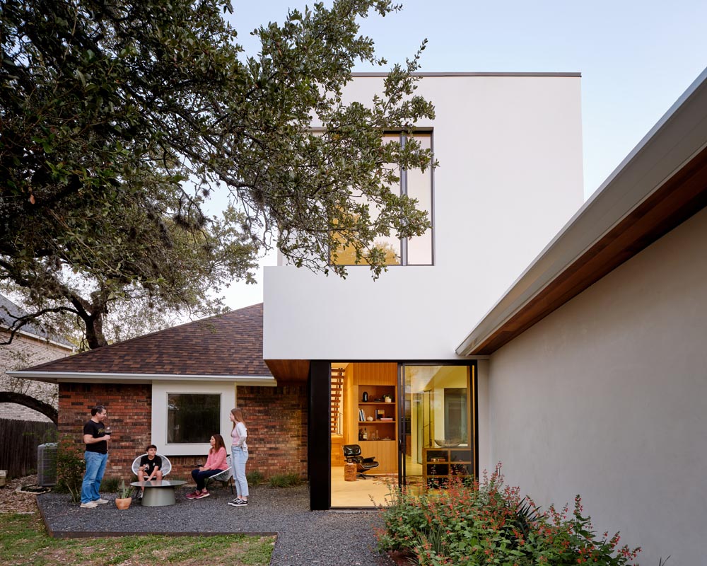 Modern Home by Matt Fajkus Architecture - 2021 Austin Modern Home Tour.