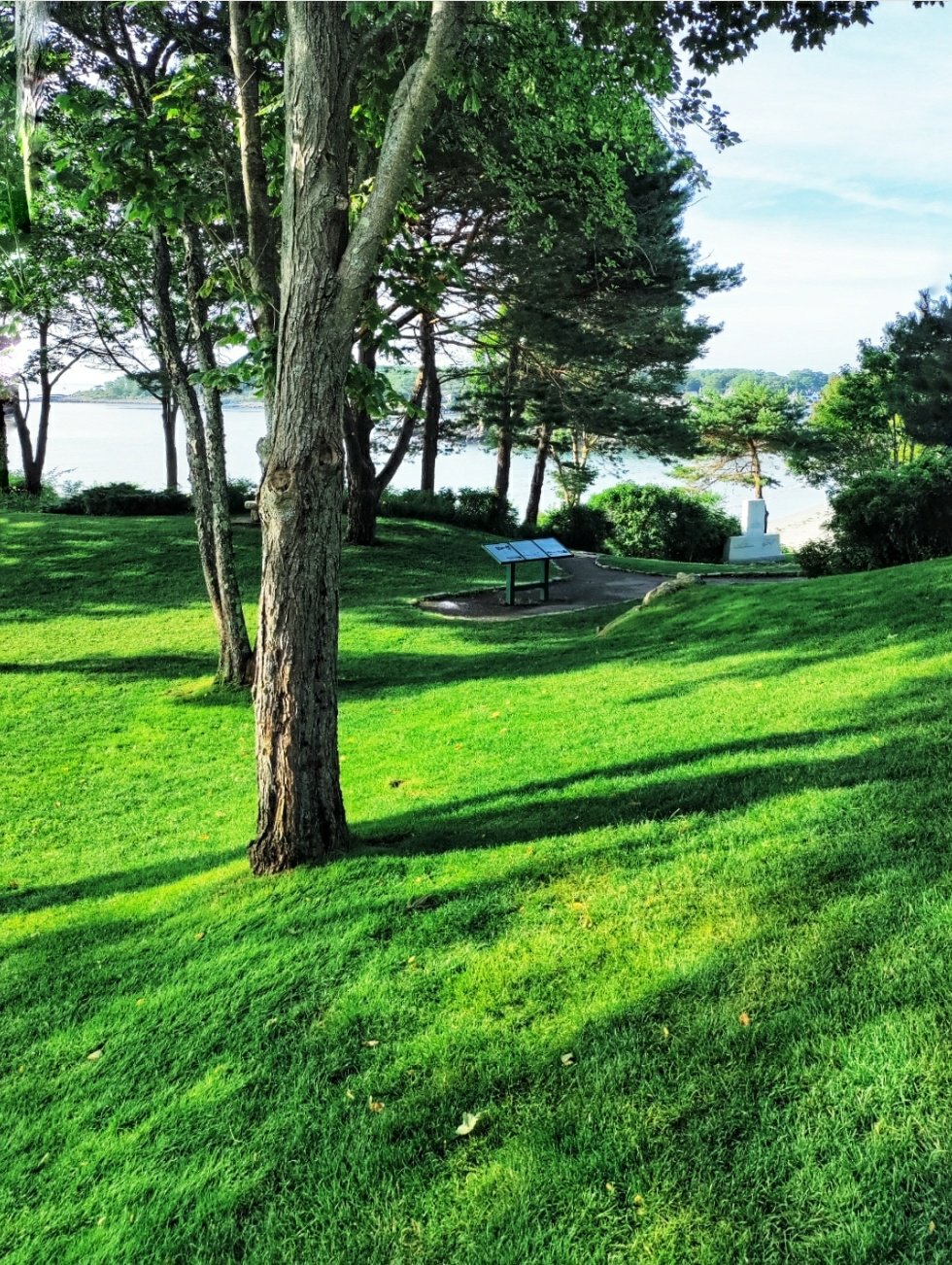 Beautiful parkland across the street from York Harbor Inn, york, Maine